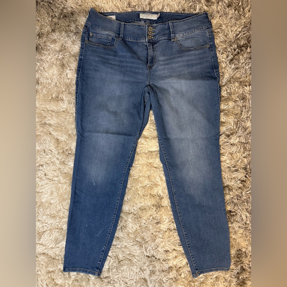 Torrid Women’s Classic Blue Denim Jeggings Size 18